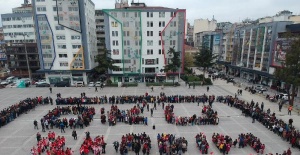 Samsun'da, 1919 öğrenci bir arada kitap okudu