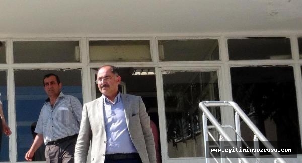 FETÖ'den 15 yıl hapsi istenen Rektör, görevden alındı