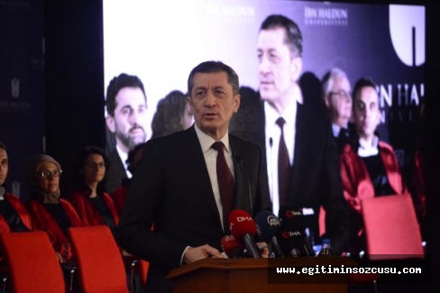 Bakan Selçuk ve Bilal Erdoğan İbn Haldun Üniversitesi mezuniyet törenine katıldı