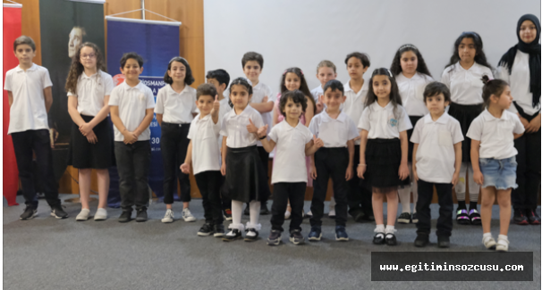 İşitme Engelli Çocuklar Korosu, Babalara ‘Kulaktan Kalbe Sarkılar’ söyledi