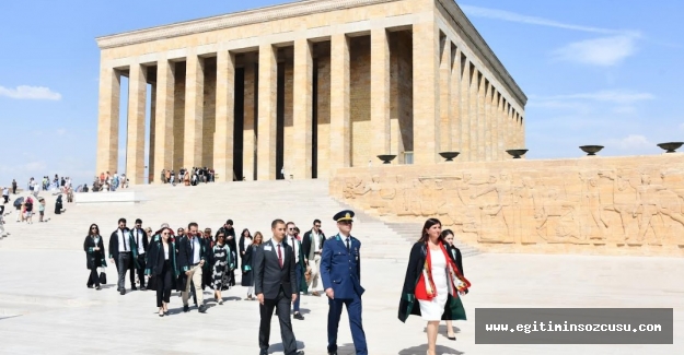 Önce Avukat Grubu, 1 Eylül Adli Yıl Açılışında Atatürkün Huzurunda!