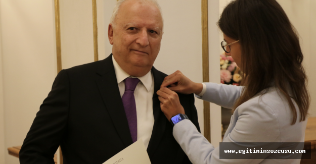 Prof. Dr. Özgirgin'e 'İtalya Yıldızı Nişanı Şövalyelik' ünvanı...