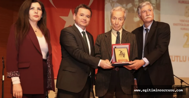 Köy Enstitüleri'nin 86. yılında aydınlanma onur ödülü sahibini buldu