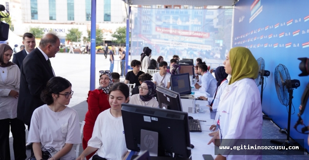 İBB'den Üniversite adaylarına Tercih Dayanışma ve Rehberlik Merkezi