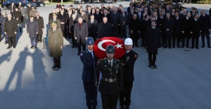 Türkiye'de hayat durdu; Mustafa Kemal Atatürk için saygı duruşu...