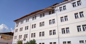 90 bin İBB çalışanı Hatay Kırıkhan'daki hasarlı okulu inşaa edecek