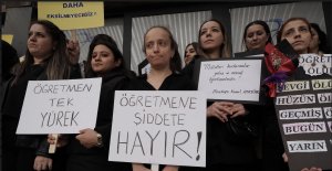 Beylikdüzü'nde Eğitimciler Katledilen Öğretmen İbrahim Oktugan'ı andı