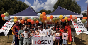 LÖSEV 'Canım Kardeşim Ders Evi' mezunlarının karne heyecanı