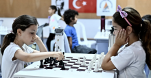 Satranç eğitimiyle çocuklar turnuvalara hazırlanıyor
